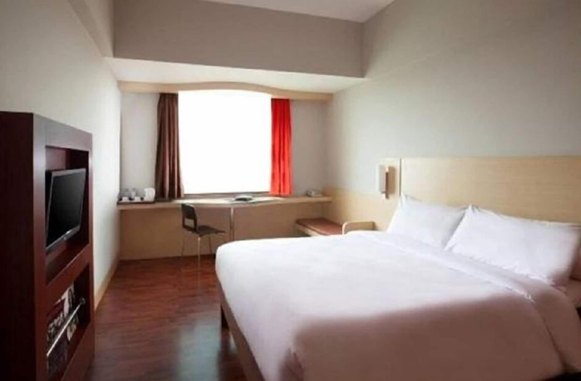 Horison Arcadia Mangga Dua Hotel Jakarta Bagian luar foto