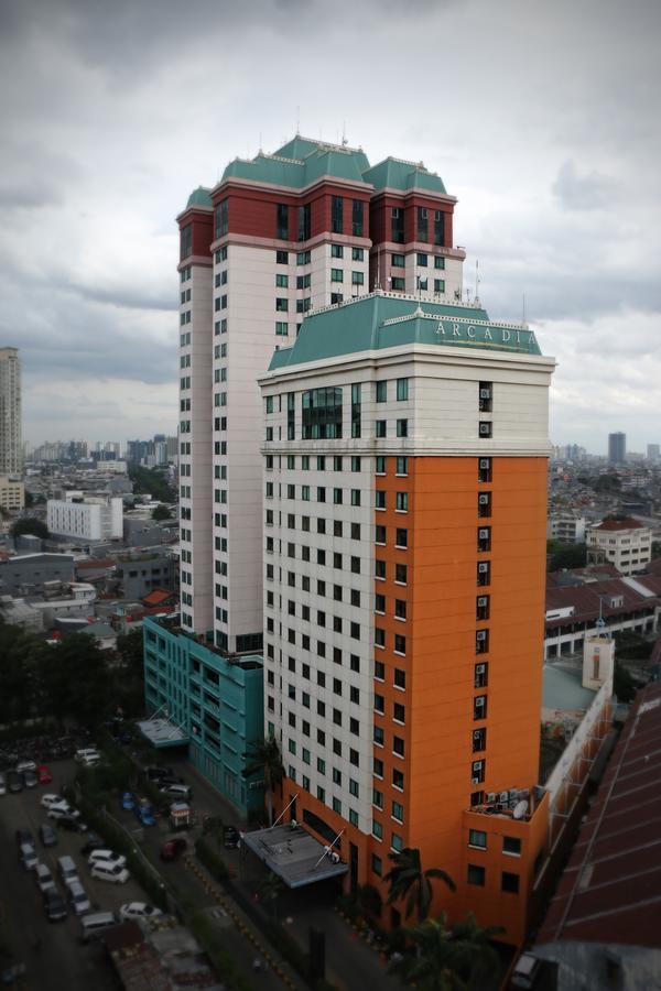 Horison Arcadia Mangga Dua Hotel Jakarta Bagian luar foto