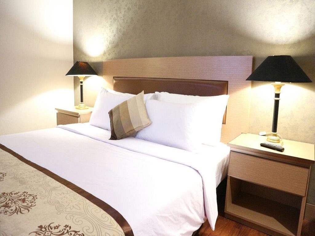 Horison Arcadia Mangga Dua Hotel Jakarta Bagian luar foto